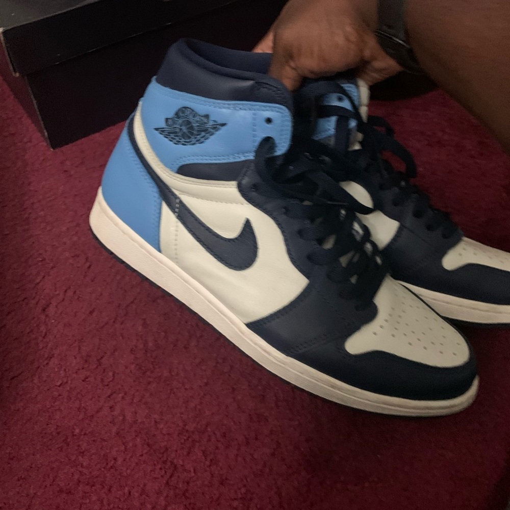Obsidian Jordan 1s